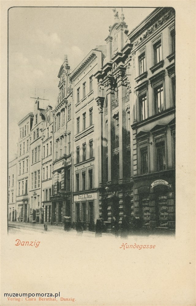 Gdańsk, Główne Miasto, Rechstadt, ulica Ogarna nr od 122 do 129 (od prawej). 