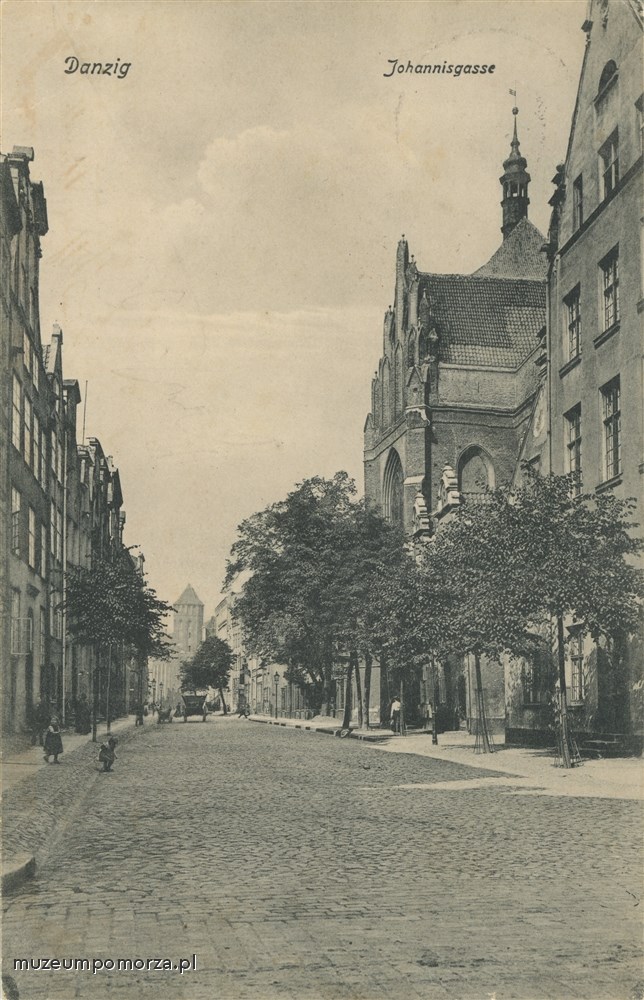 Gdańsk ul. Świętojańska z kościołem św. Jana, Danzig Johannisgasse mit Kirche