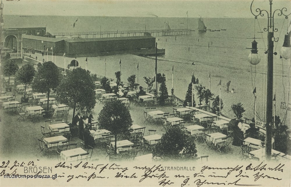Gdańsk, Widok z Hali Plażowej na plażę w Brzeźnie