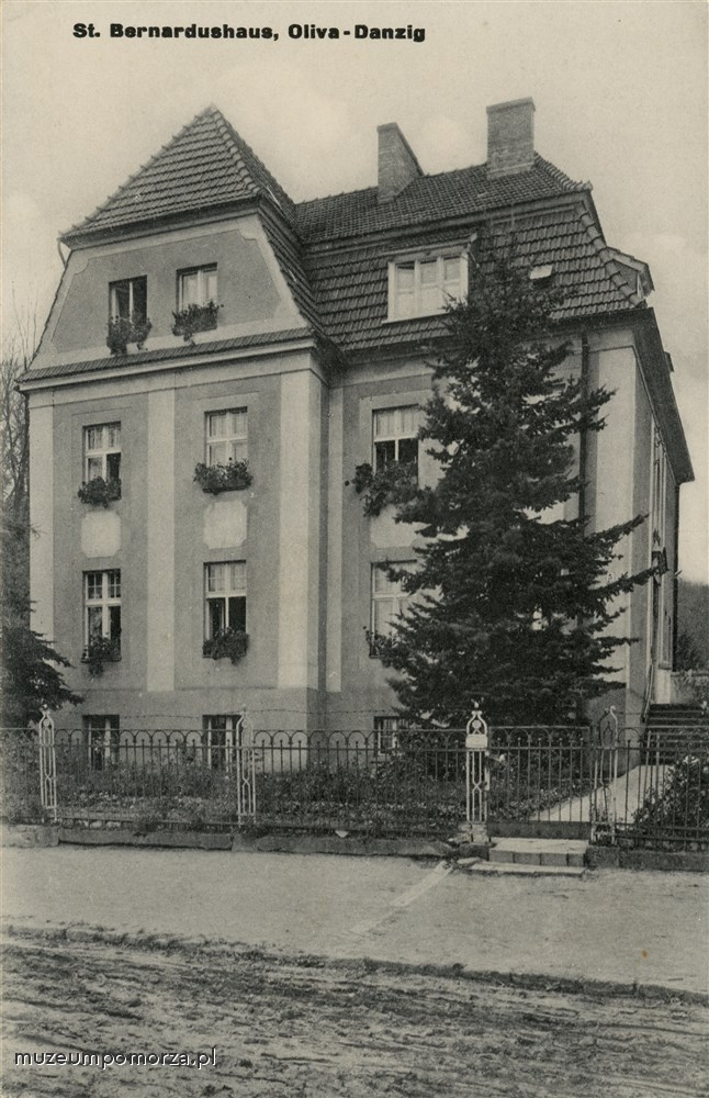 Gdańsk, dom św. Bernarda w Oliwie
