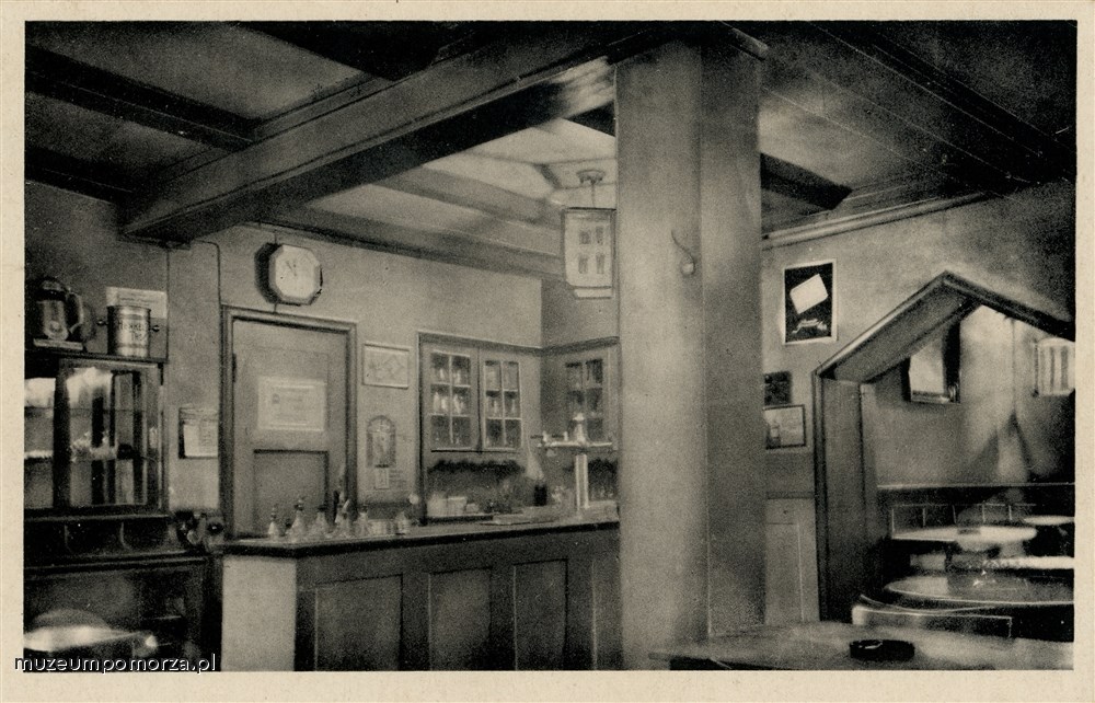 Gdańsk - Oliwa, wnętrze restauracji 