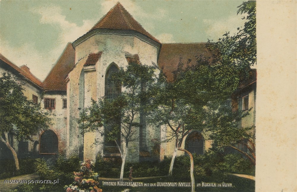 Gdańsk - Oliwa, wirydarz dawnego klasztoru cystersów