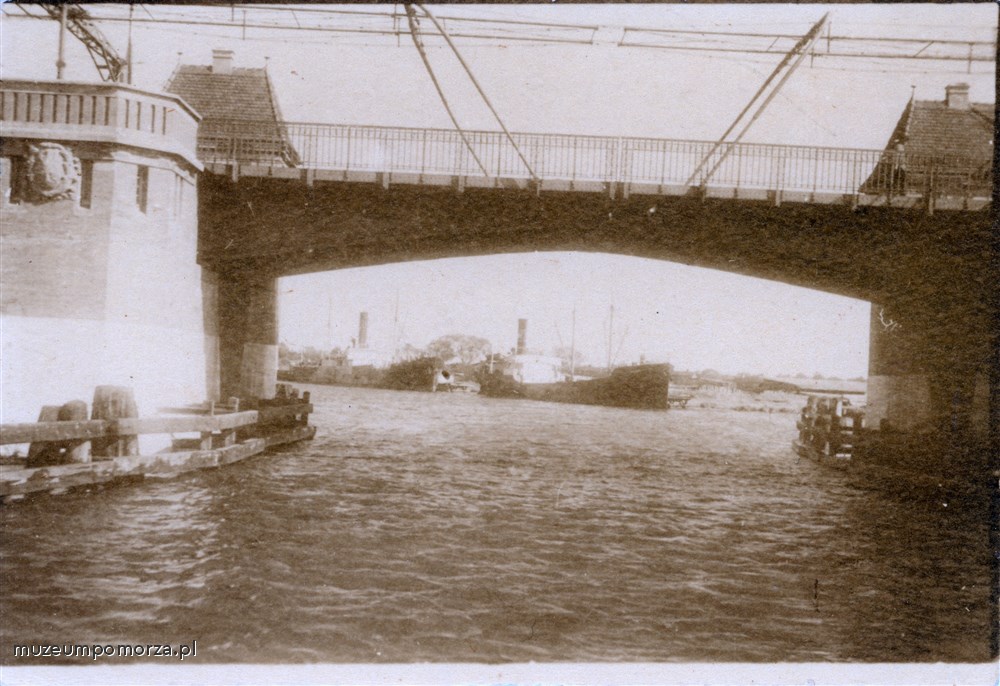 Gdańsk, Most Siennicki nad Martwą Wisłą