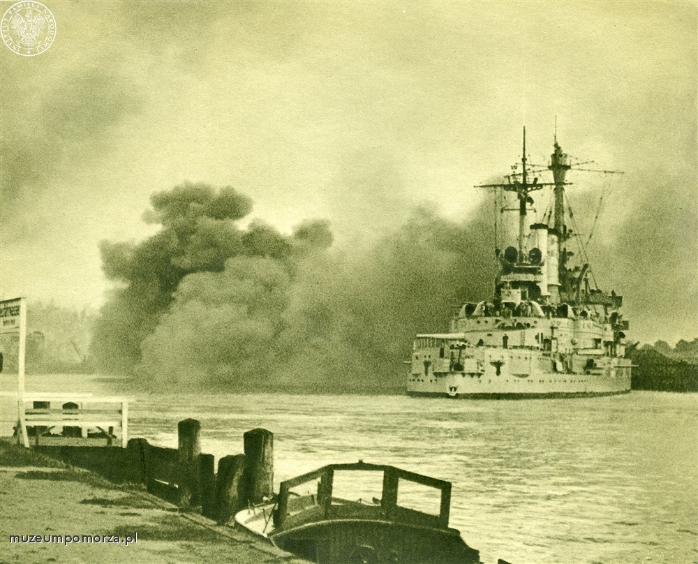 Westerplatte; Niemiecki pancernik 