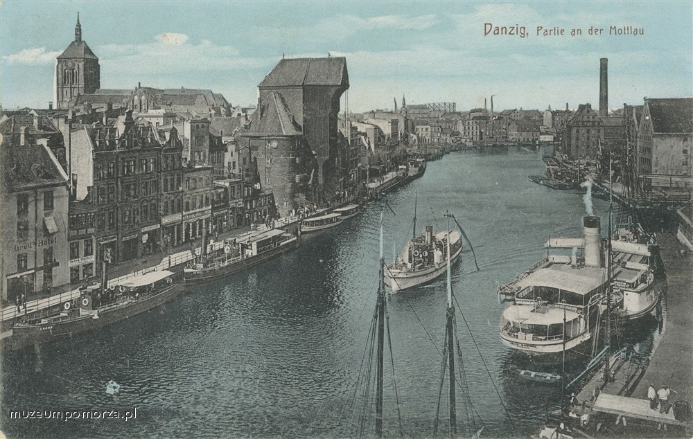 Gdańsk, Żuraw i statki na Motławie