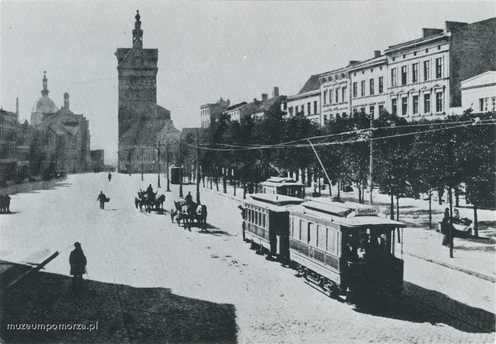 Gdańsk, Tramwaje na Targu Węglowym i Wieża Więzienna