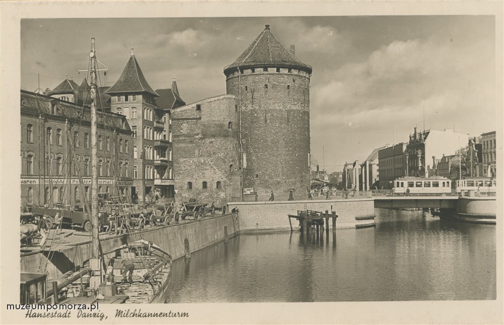Gdańsk, Brama Stągiewna i Most Stągiewny