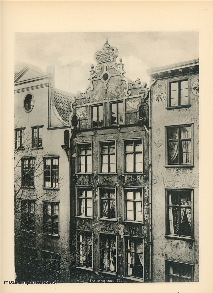 Album z fotografiami R.Th. Kuhna